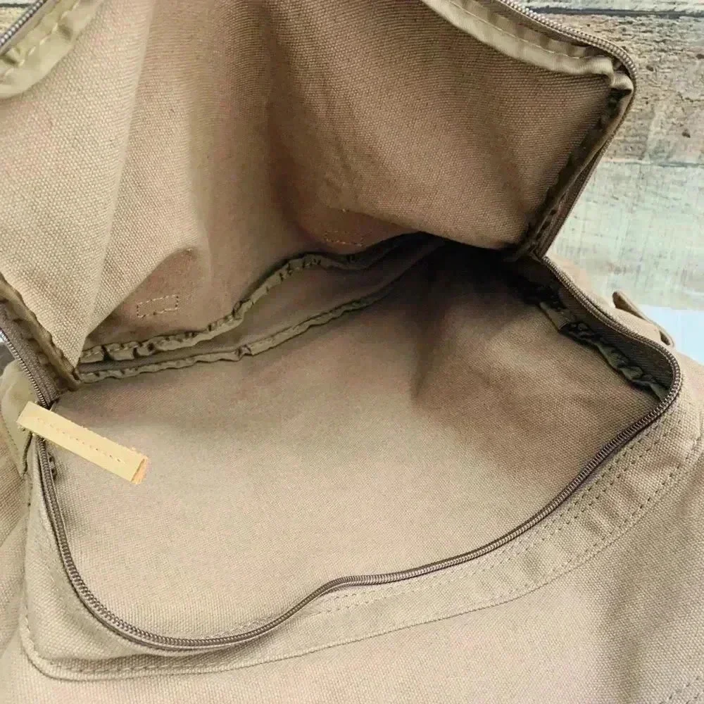 NWT Caden Messenger Bag
